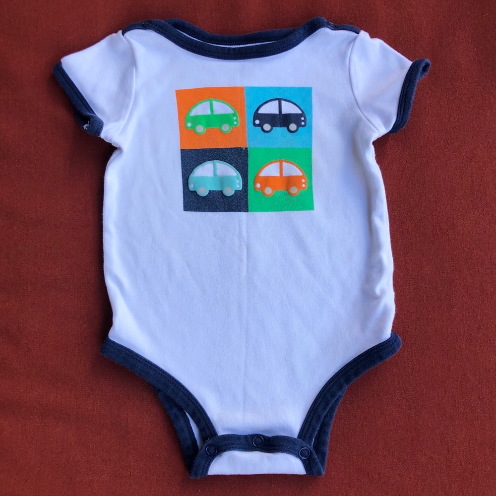 Giggle Baby Cars Bodysuit Size 6-12 Months